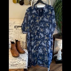 Flattering Blue Floral Dress, Lined, Sz 24
